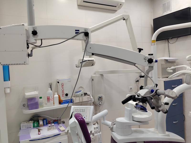 microscopio-en-clinica-dental