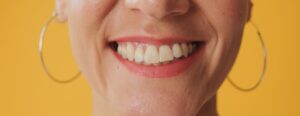 relacion entre el desgaste dental y el envejecimiento facial en el tercio inferior